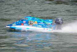 kit HHO sur le bateau de l'equipe E-Boat Racing aux 24h Motonautiques de Rouen.